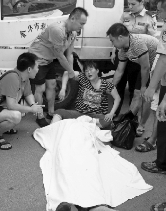 金华一40多岁男子开车途中猝死 警方排除他杀