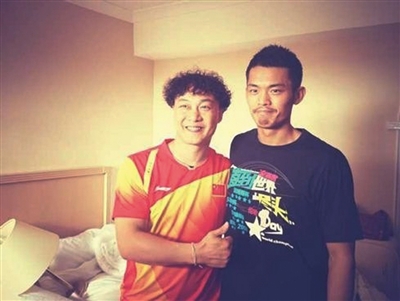 陈奕迅微博晒林丹照片