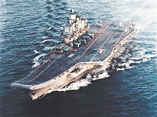 现代航母 海上霸主