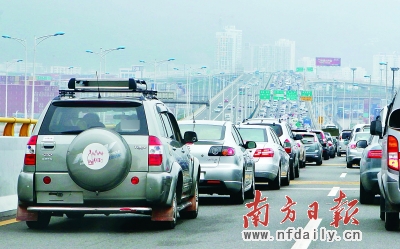 国庆高速免费通行 车商提前大放价_资讯频道