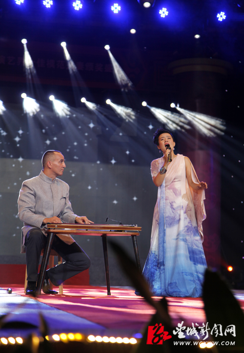 首届中国演艺界十佳模范夫妻颁奖盛典在望城举