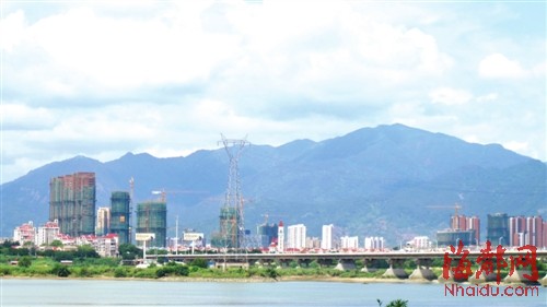 住宅用地流拍_人均住宅用地(2)