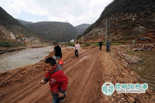 富民县赤鹫镇经济总量_富民县罗免镇照片