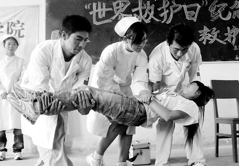 学急救知识救人于危难