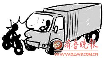 近日,一名货车司机与一辆摩托车相撞,货车司机肇事逃逸,被执勤的交警