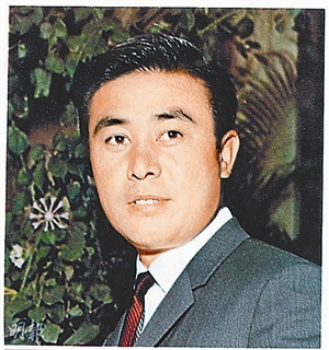 关之琳父亲关山去世