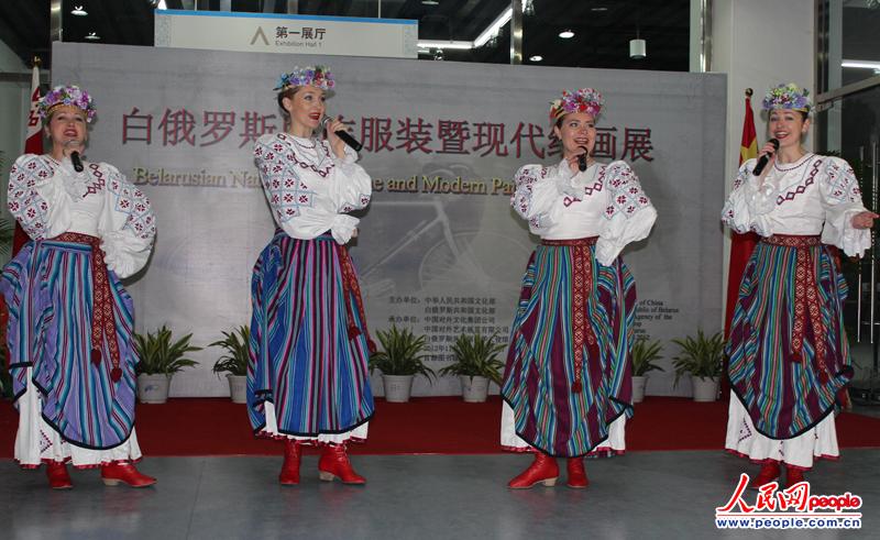 新娘装等服饰来自白俄罗斯的不同地区和不