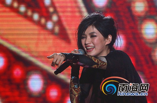 李代沫金志文郑虹等好声音24名学员唱嗨海口