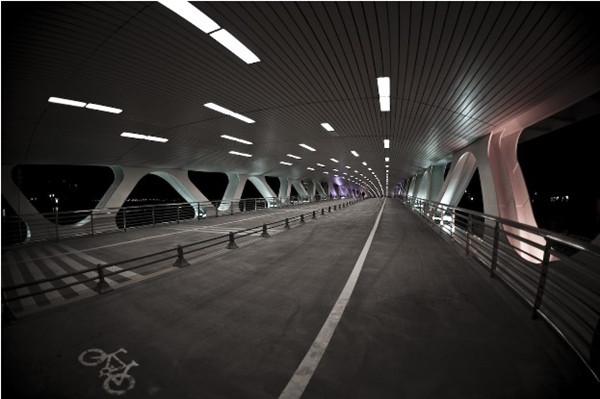 民间路跑者周圆的跑步心得:让夜跑成为时尚