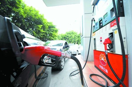 中石油近万家小加油站内部承包 油价不变