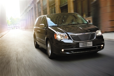 新大捷龙_进口丰田塞纳_大捷龙商务车2015款