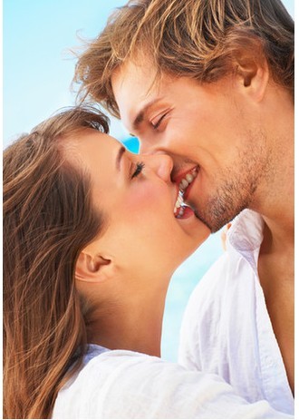 梦境之吻，探索梦见自己亲吻喜欢自己的男生的深层含义