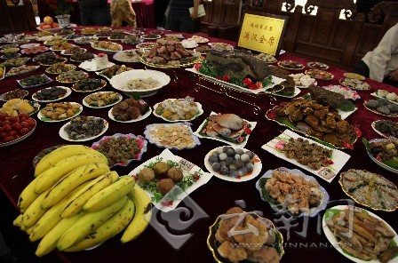 奇石摆出\满汉全席\+\四喜丸子\能看不能吃