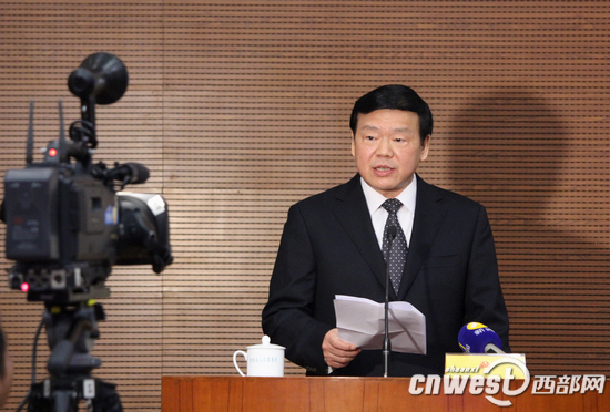 娄勤俭:陕西集聚 正能量 要让百姓幸福有尊严