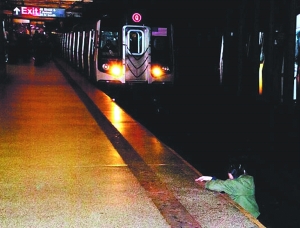 关于重视企业伦理规范的毕业论文范文