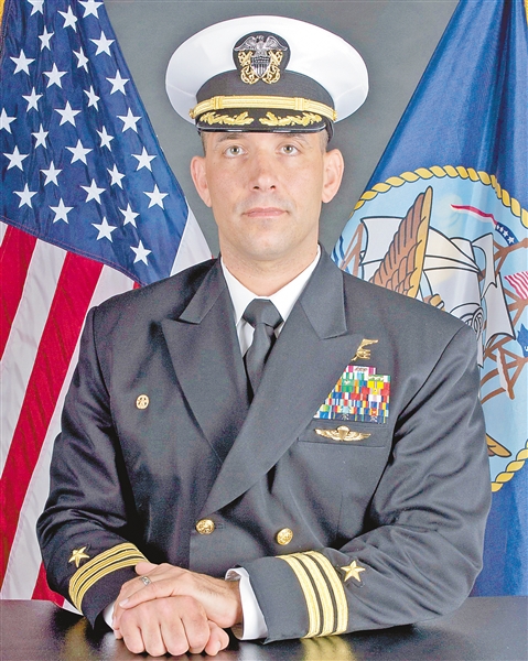 苹果公司现在的老板是谁?是乔布斯的什么人?