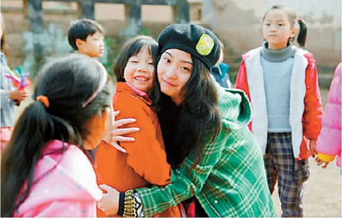 22岁女孩当志愿者 感悟:把身边人照顾好也是公