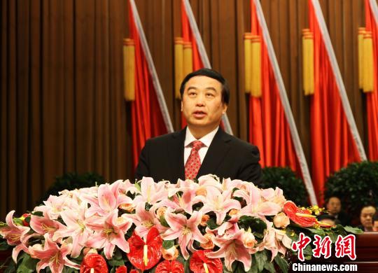 扬州市长朱民阳承诺:改进工作作风 尊重群众首