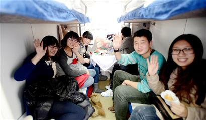 成都至上海直达卧铺列车昨日开行 火车上还能