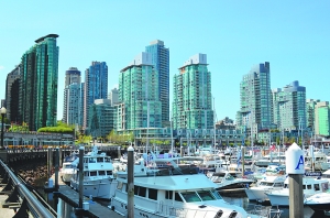 　　温哥华港现是加拿大最大、最繁忙的港口，以货物总吨数计是北美第四大港口。
