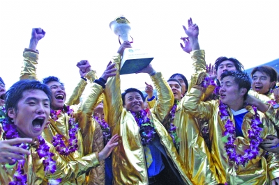 申花末代甲A冠军被剥夺 7支球队被罚58人被禁