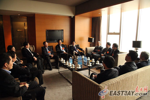吴志明、沙海林与在沪全国政协委员座谈交流(