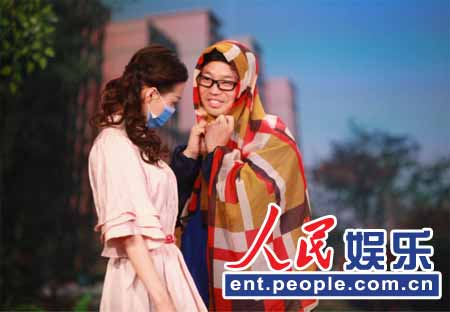 黄渤王迅哥俩好 《谢天谢地》爆笑侦查(图)_资