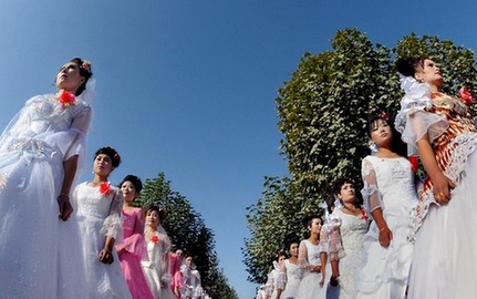 维族婚纱(2)