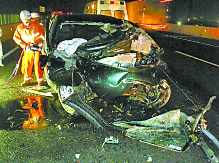 一家人福建出车祸2死4伤 重庆好心人捐款救助