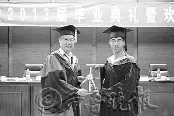 学生毕业旅游_六年级毕业寄语给学生_学生毕业典礼