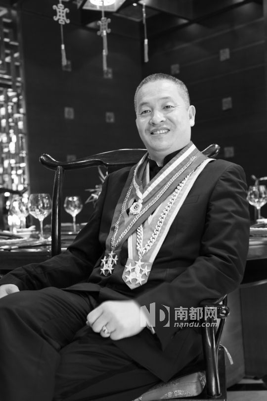 常胜鲍鱼董事长_常胜将军图片