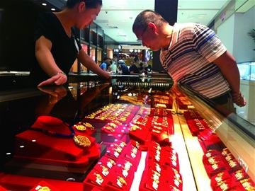 公安部新规下周实施 买珠宝 一次最多看两件