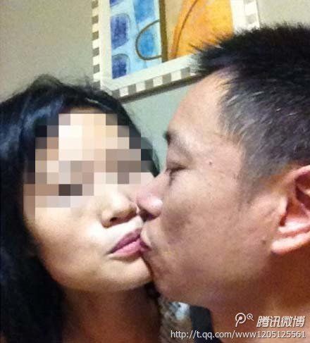 川达州一派出所长不雅照曝光 被停职调查(图)_