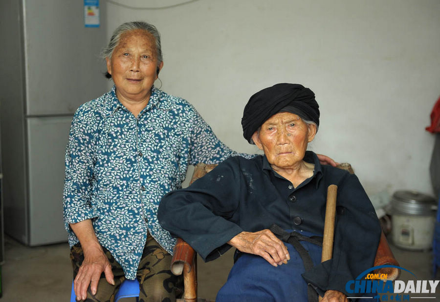 滚动新闻 ></p></a> 正文   原标题:116岁成都老人今天过生日
