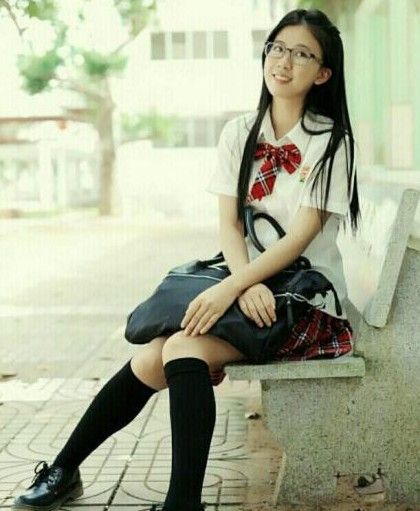 最美校服女生显内衣_最美校服女生高晴内衣