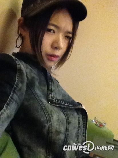 骑行女孩廖靖文生活照曝光 老师眼中的 女汉子