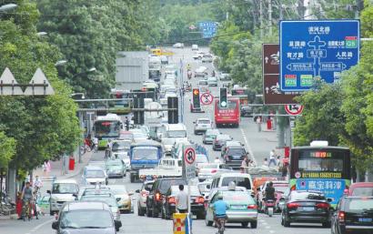 广元今起交通管制 城区主要路口禁左