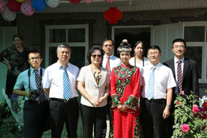 驻阿拉木图总领事杜德文出席东干人传统婚礼