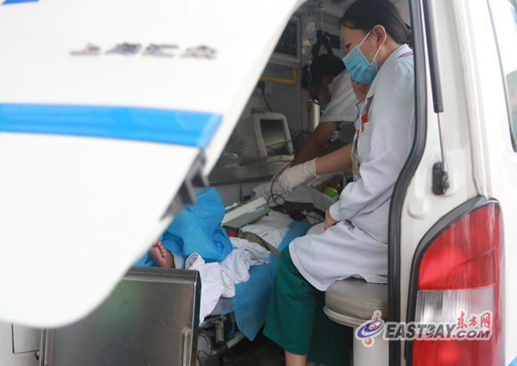 上海液氨泄露事故伤者:只闻到异味 未见爆炸明