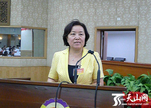 自治区政协召开提案工作经验交流座谈会