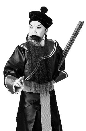 　　京剧艺术家王珮瑜饰演的《秦琼卖马》。该剧被认为是老生行当必学必会的基础剧目之一。