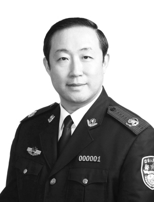 北京市公安局长兼任公安部副部长
