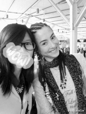  张柏芝 带子开心 返港 _资讯频道_凤凰网