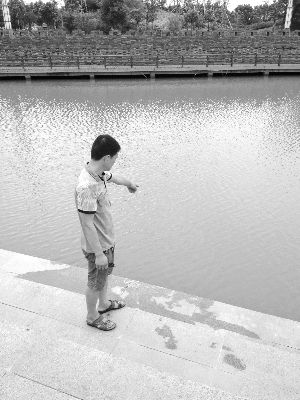 表弟溺水吓蒙11岁<em>小表姐</em> 没呼救就跑回家_资讯