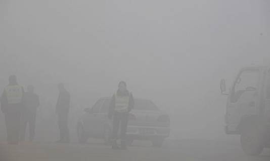 卫报:中国严打污染气体排放,与雾霾斗争到底