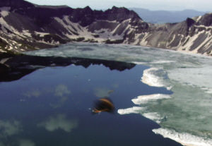 长白山天池水怪照片突现事实真相惊人 图揭世