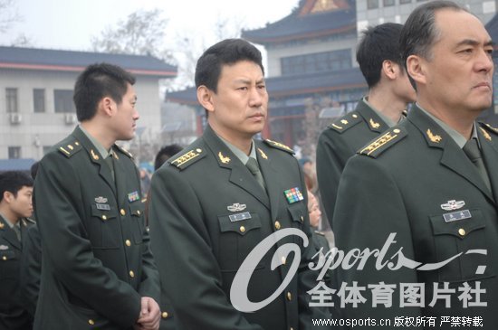 陈招娣追悼会今日举行