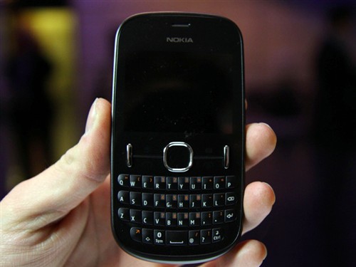 时尚全健色彩随变 诺基亚2010行货530