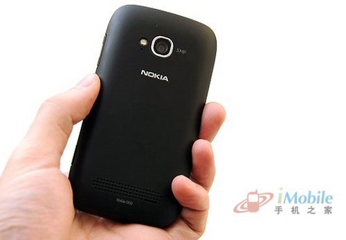 入门级智能强机 诺基亚710价格触底