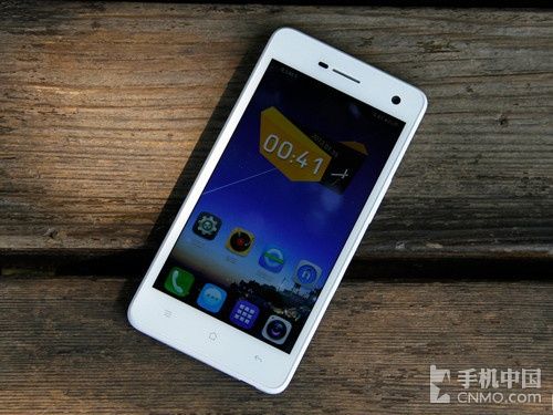 4.7英寸IPS屏四核 OPPO R819T特惠开卖